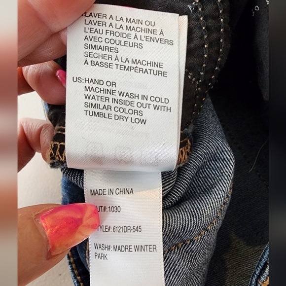 Articles Of Society Women's Raw Hem Denim Shorts Size 28. - Picture 2 of 9